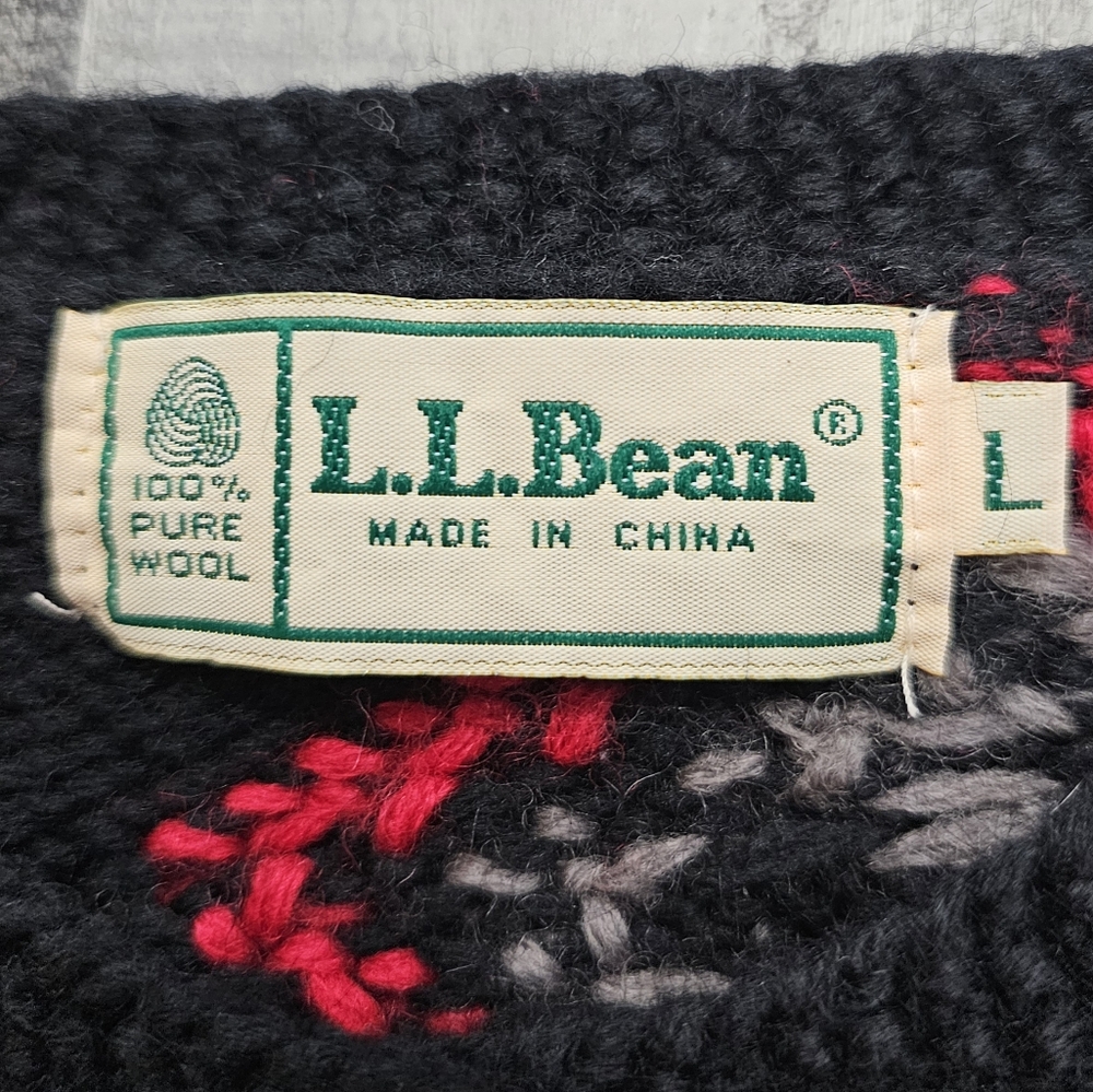 L.L. Bean Vintage 90's Wool  Norwegian Icelandic Design Cardigan Sweater - Picture 4 of 6